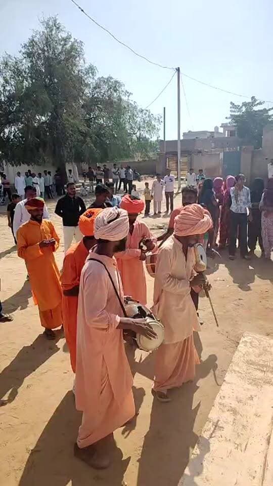 पिचकराई से एक ओर सरपंच उम्मीदवार घोषित
कुलदीप बैरड़ के नाम पर बनी सहमति देखिये लाईव...