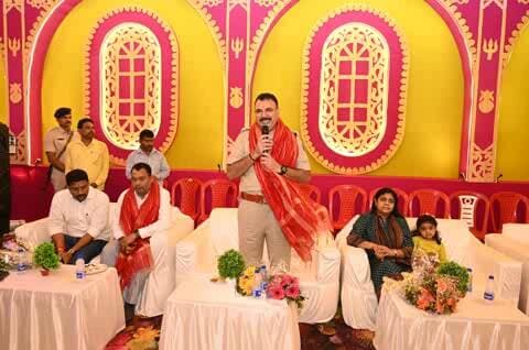 अमड़ापाड़ा: पाकुड़ में अमड़ापाड़ा दुर्गा पूजा पंडाल का डीसी-एसपी ने किया निरीक्षण