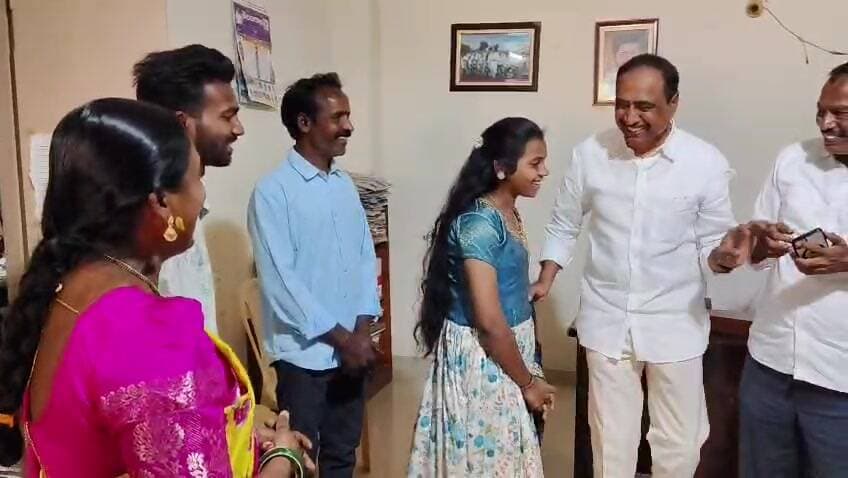జగిత్యాల: అగ్రిసెట్లో రాష్ట్రస్థాయి 9వ ర్యాంక్ సాధించిన ప్రజ్ఞావాహిని