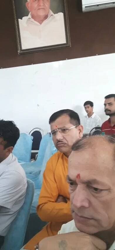 आज पांवटा साहिब की गोयल धर्मशाला में दून पहाड़ी संगठन की बैठक जारी