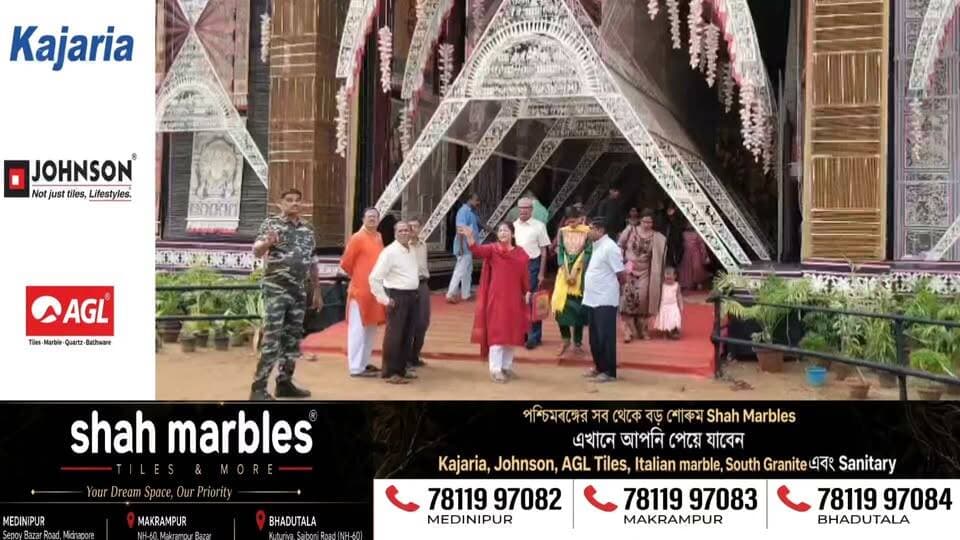 ঝাড়গ্রামের পুজো মণ্ডপে দর্শনার্থীদের নিরাপত্তা ও সুরক্ষা সুনিশ্চিত করতে মণ্ডপে মণ্ডপে হানা মাহকুমা শাসক অনিন্দিতা রায়চৌধুরীর