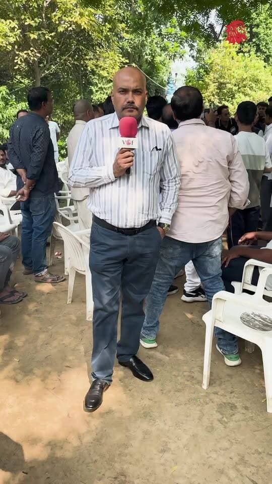 मिठाई लेकर मंत्री राजेश नागर की कोठी पर पहुँची मवई की सरदारी...
पूर्व पार्षद बिजेंद्र शर्मा के प्रयासों से मवई का सरकारी स्कूल अब 12वीं तक
#govermentschool
#students
#voiceoffaridabad
#Voiceoffreedom