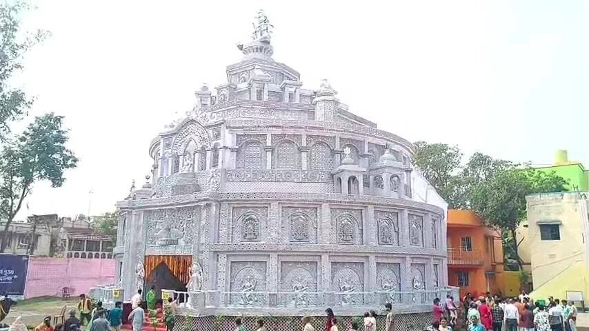 বারাবনী: কলকাতা দুর্ঘটনার পর আসানসোলে বিধায়কের পুজো প্যান্ডেল পরিদর্শন ও নিরাপত্তা ব্যবস্থা জোরদার