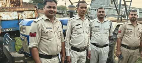 सिंगरौली: खुटार पुलिस ने बिना नंबर ट्रैक्टर-ट्रॉली जब्त की, अवैध रेत के साथ चालक फरार