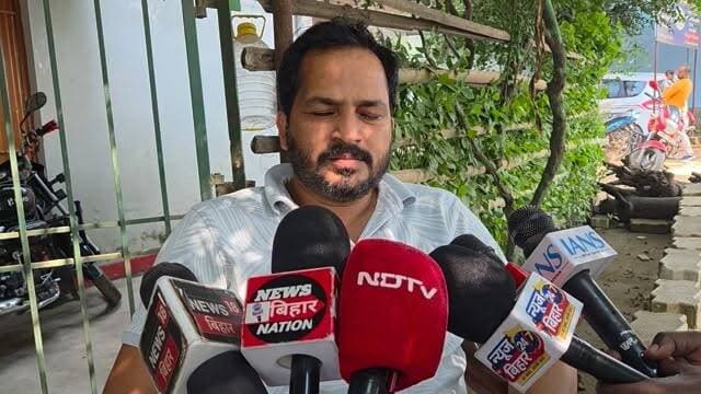 कुर्था के जदयू विधायक Pappu Verma के अरवल SP नवजोत सिमी के खिलाफ विवादित बयान पर, मुखिया संघ जिला अध्यक्ष अभिषेक रंजन ने क्या कहा, पटवार में बड़ा बयान।