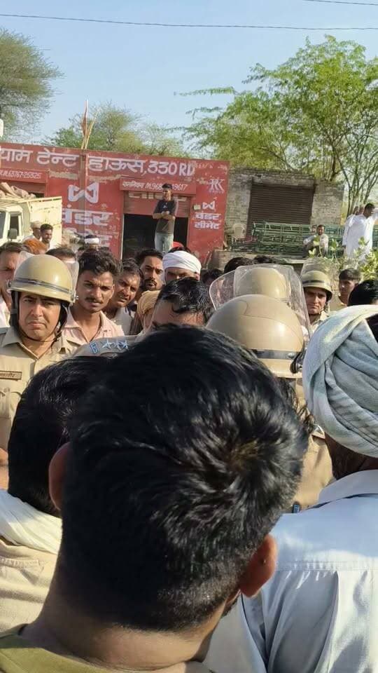पुलिस के साथ हुई बड़ी तकरार