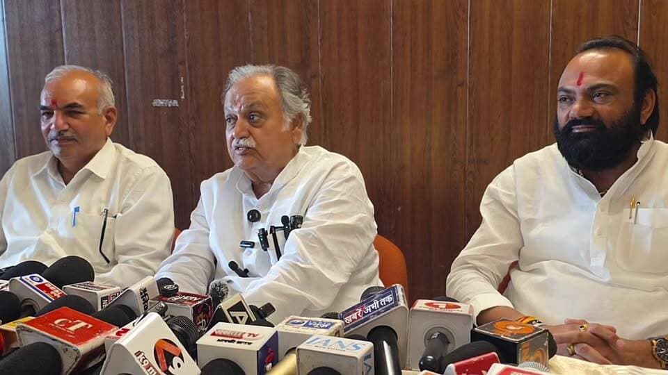 हरियाणा के पूर्व विधानसभा स्पीकर कुलदीप शर्मा रोहतक से LIVE