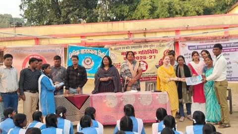 मंडला: पौड़ीलिंगा विद्यालय में बाल विवाह, दहेज और लैंगिक हिंसा पर जागरूकता कार्यक्रम