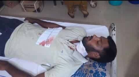 జమ్మికుంట: జమ్మికుంటలో కత్తులతో దాడి: డబ్బుల విషయంలో ఇద్దరు యువకుల మధ్య ఘర్షణ