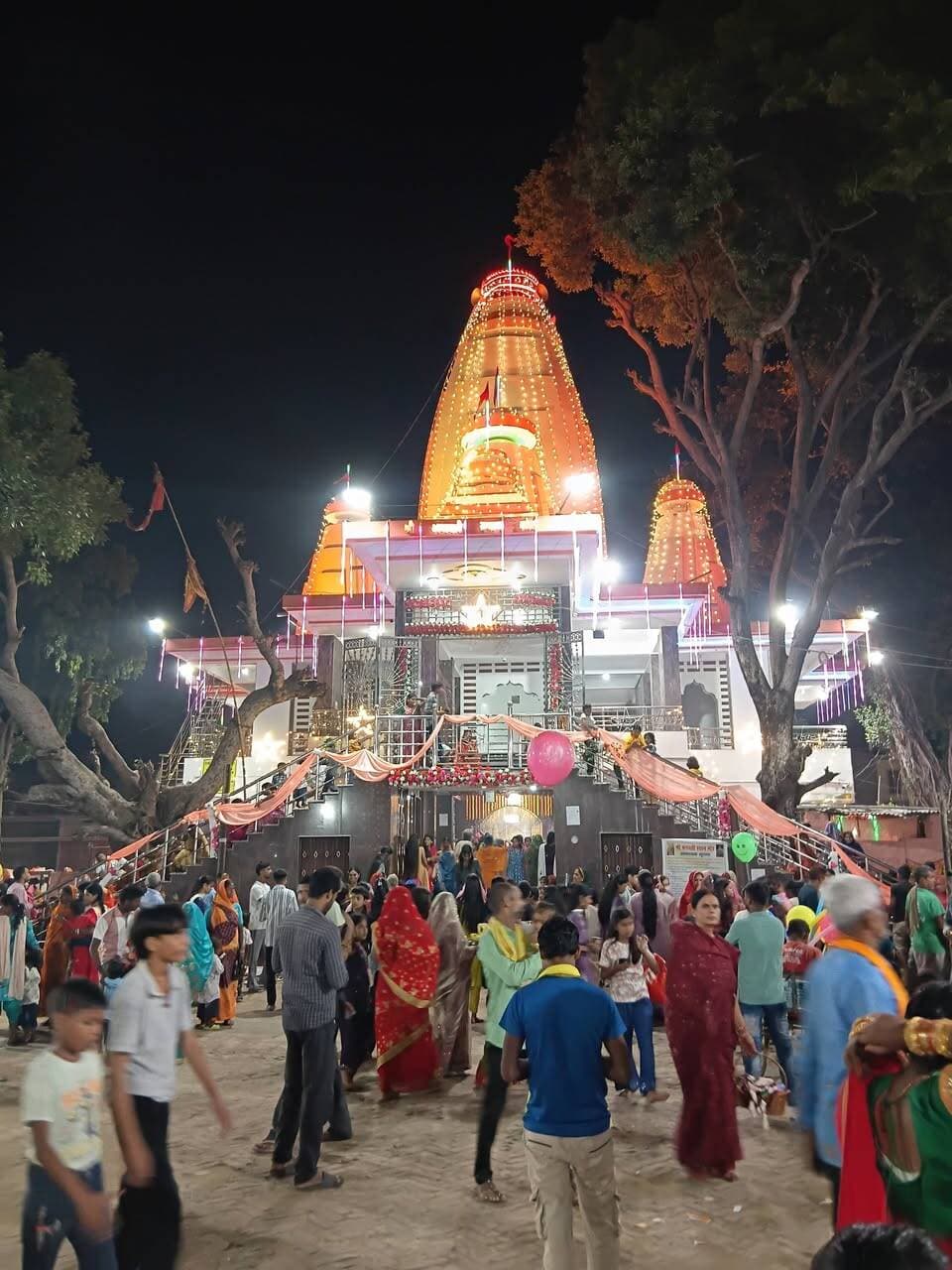 श्री भगवती स्थान मोर।