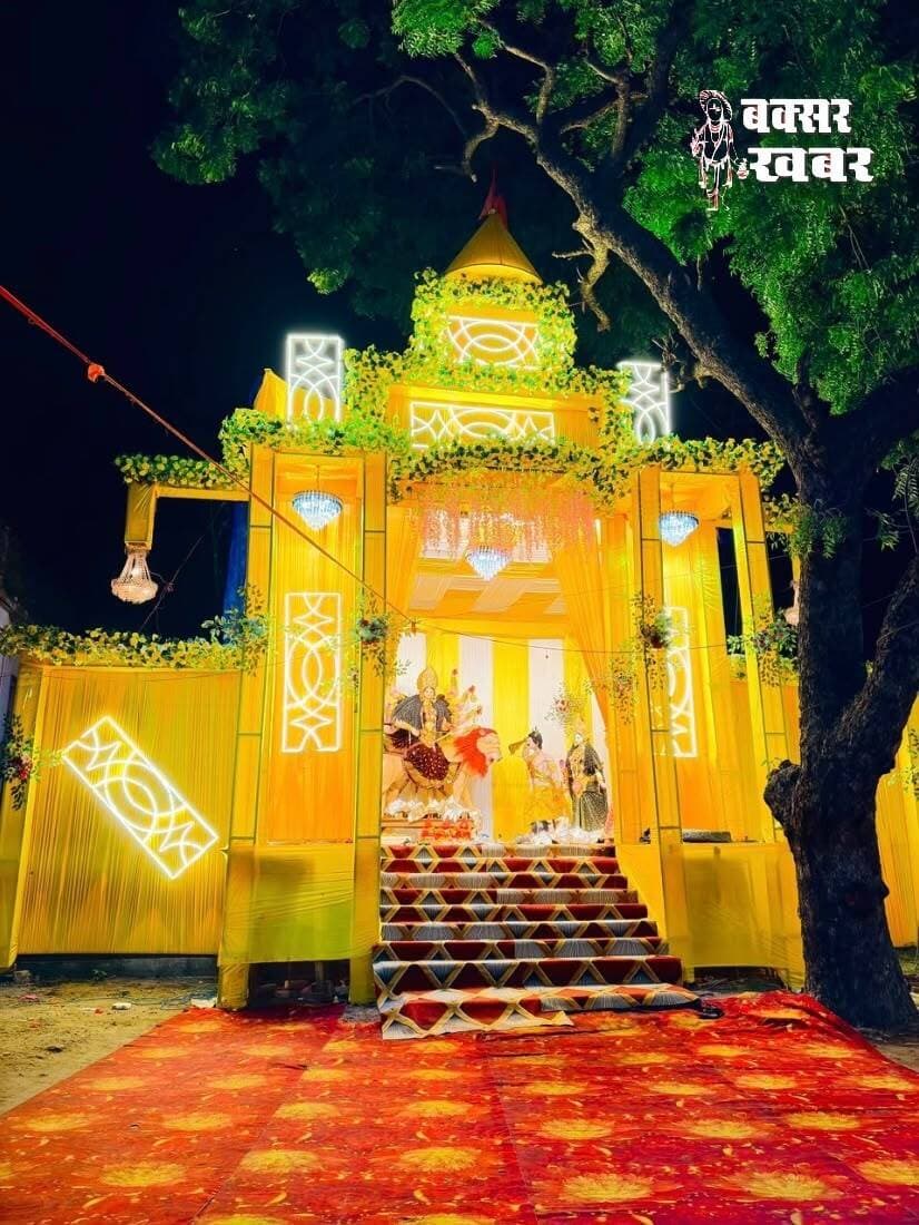 श्री गढ़ देवी दुर्गा पूजा समिति, सोवाँ
तस्वीर- क्षत्रिय अंकित सिंह