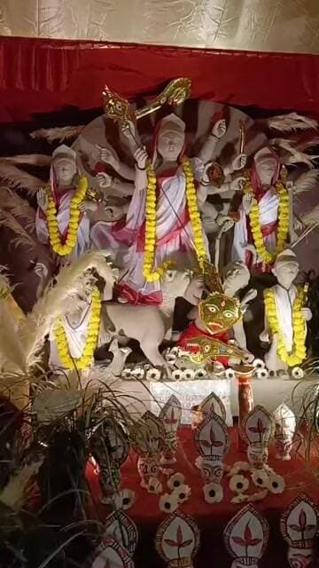 সপ্তপল্লি সর্বজনীন দুর্গোৎসব কমিটির ৫২ তম বর্ষে এবারের বিশেষ আকর্ষণ - *গাঁয়ের ওমা*