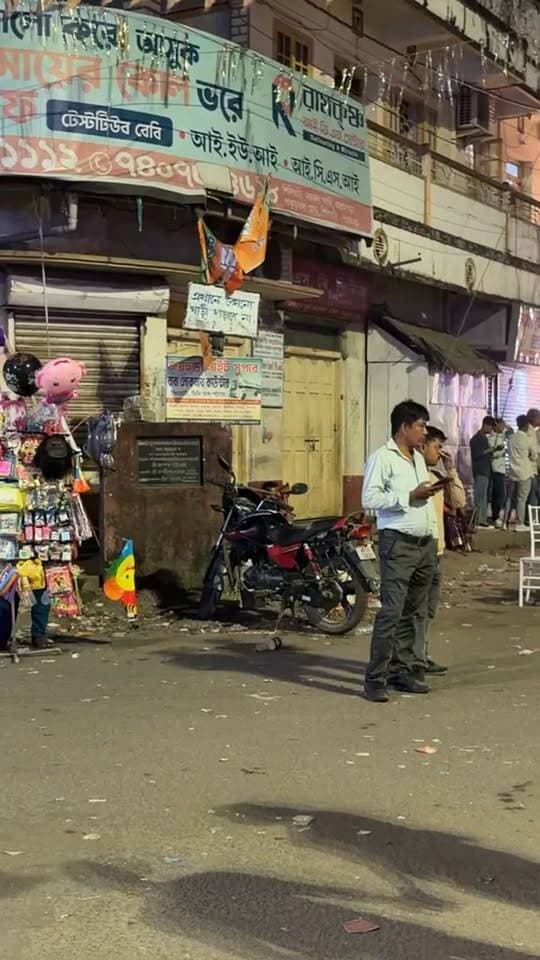 মহাসপ্তমীর দ্বিতীয় দিনে দিনহাটা তে উপচে পড়া ভিড় দর্শনার্থীদের