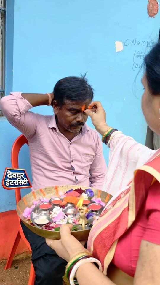 नवरात्र में इस खबर को महसूस कीजिए इन्हें भी हक है सम्मान पाने का ,त्यौहार में जिन्हें हम दरकिनार कर दिया करते हैं, वार्ड एक के पार्षद संदीप जी का आभार