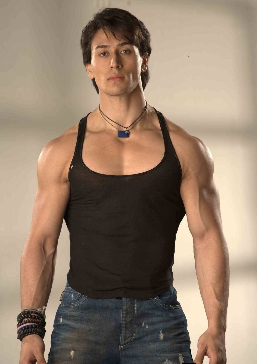 <nis:link nis:type=tag nis:id=lakecitynews nis:value=LakecityNews nis:enabled=true nis:link/> Big Update
मुंबई मे बॉलीवुड Actor जैकी श्रॉफ के बेटे <nis:link nis:type=tag nis:id=टाइगर nis:value=टाइगर nis:enabled=true nis:link/> श्रॉफ पर फायरिंग, पुलिस जुटी जाँच मे