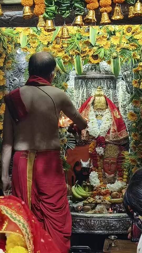 #haridwar : नवरात्रि के 9वे दिन मां मनसा देवी मंदिर से प्रता कालीन आरती दर्शन : देखें वीडियो
Haridwar Stambh Vasudev