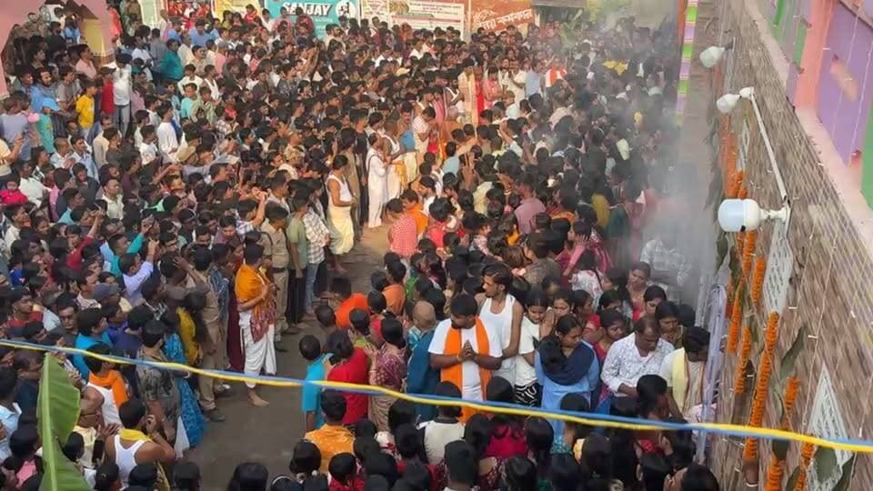 মেজিয়ার ভুলুই অষ্ট নায়িকা মন্দিরে মহা অষ্টমীর সন্ধিক্ষণ
#Bankura #BankuraNews #DurgaPuja #DurgaPuja2026 #highlights #skybangla