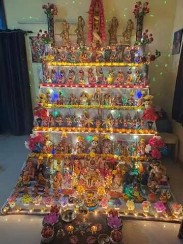 ಬಂಟ್ವಾಳ: ಮನೆಯಲ್ಲೇ ಮೈಸೂರು ದಸರಾ: ಬಿ.ಸಿ.ರೋಡ್ ದಂಪತಿಯ ಅಪರೂಪದ ಬೊಂಬೆ ವೈಭವ
