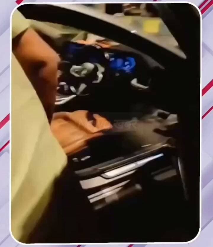 हमले के बाद टाइगर श्रॉफ खुद गाड़ी चलाकर अस्पताल लेकर गए अपने ड्राइवर को