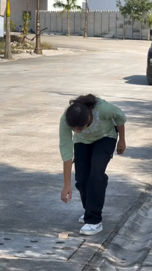 में पड़ा नोट किस्मत नहीं, खतरे का संकेत भी हो सकता है! #motivation #awareness #police #cute #girl