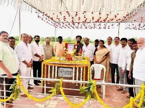 బిచ్కుంద: బిచ్కుందలో ఘనంగా మల్లికార్జునప్ప షెట్కర్ ప్రథమ వర్ధంతి వేడుకలు