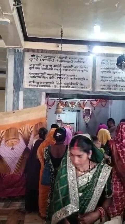 बेमेतरा: बेमेतरा के मंदिरों में मंत्र, हवन और कन्या पूजन से गूंजा माहौल