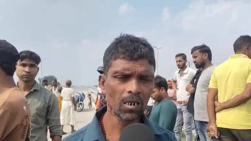 जगदीशपुर: बाईपास थाना क्षेत्र में तेज गति से हाईवा ने महिला सवार बाइक को मारी टक्कर, महिला की मौत