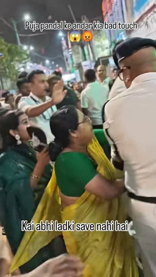 दुर्गा पूजा के मेला में लड़की के साथ छेड़खानी करने वाले लड़के को लड़की ने चप्पल से पिटा