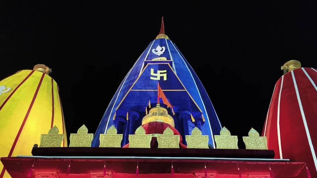 यवतमाळ: शिवराय दुर्गा उत्सव मंडळाचा जगन्नाथ रथयात्रेचा भव्य देखावा आणि सामाजिक उपक्रम