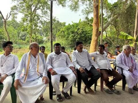 ସୋର: ମହାଷ୍ଟମୀରେ ବାହାନଗା ପୂଜା ମଣ୍ଡପ ବୁଲିଲେ ସୋର ବିଧାୟକ ମାଧବ ଧଡା