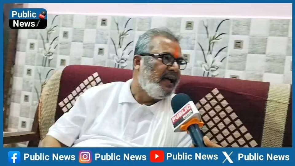 नवरात्रि के दिन विजय महतो ने नगर निगम चुनाव में कराई दुर्गा की एंट्री
क्या 2027 के चुनाव में करेंगी......................?