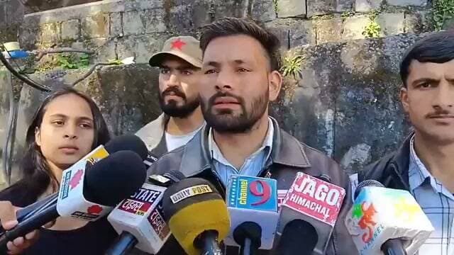 🔴 शिमला: उपायुक्त कार्यालय के बाहर जोरदार प्रदर्शन, आखिर क्या है पूरा मामला? देखिए क्या है मुद्दा…
#Shimla #ShimlaNews #HimachalPradesh #HimachalNews #Protest