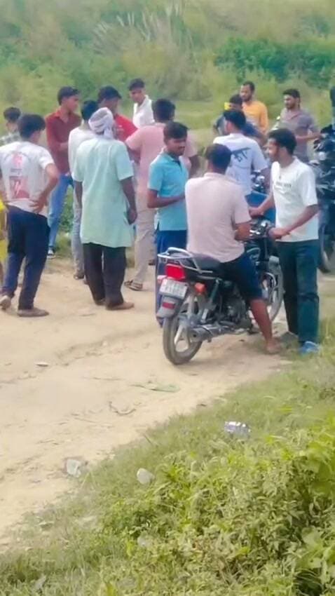 आजकल धान काटने वाली मशीन बहुत जल्द पलट जाती हैं!
सावधानी ही बचाव है