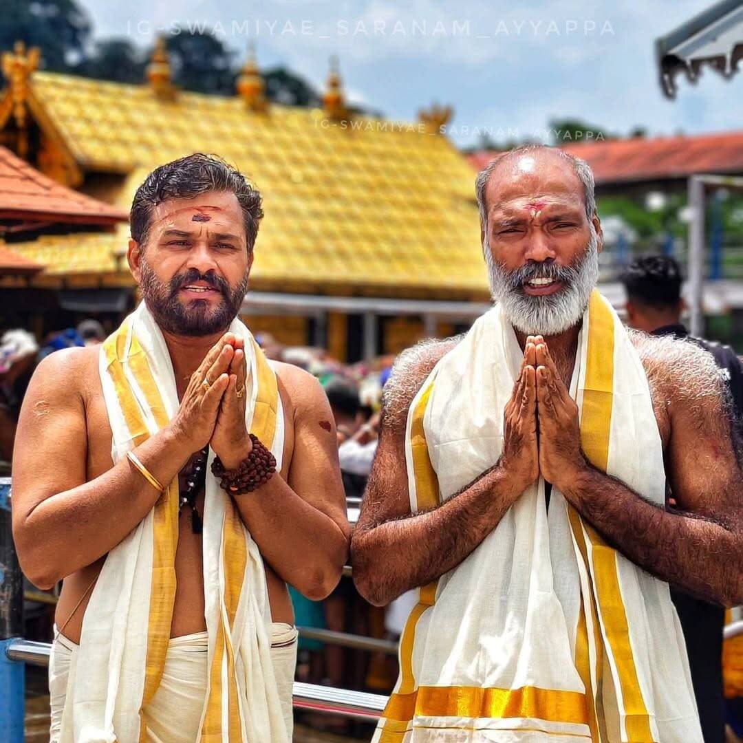 നിയുക്ത ശബരിമല മാളികപ്പുറം മേൽശാന്തിമാർ ഭഗവാൻ്റെ സന്നിധിയിൽ ....