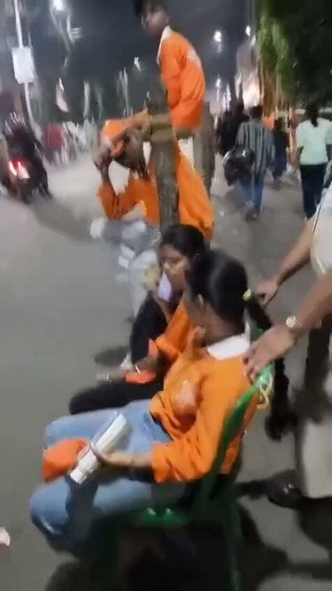 অবশেষে ভাইরাল পুলিশ কর্মী সাসপেন্ড