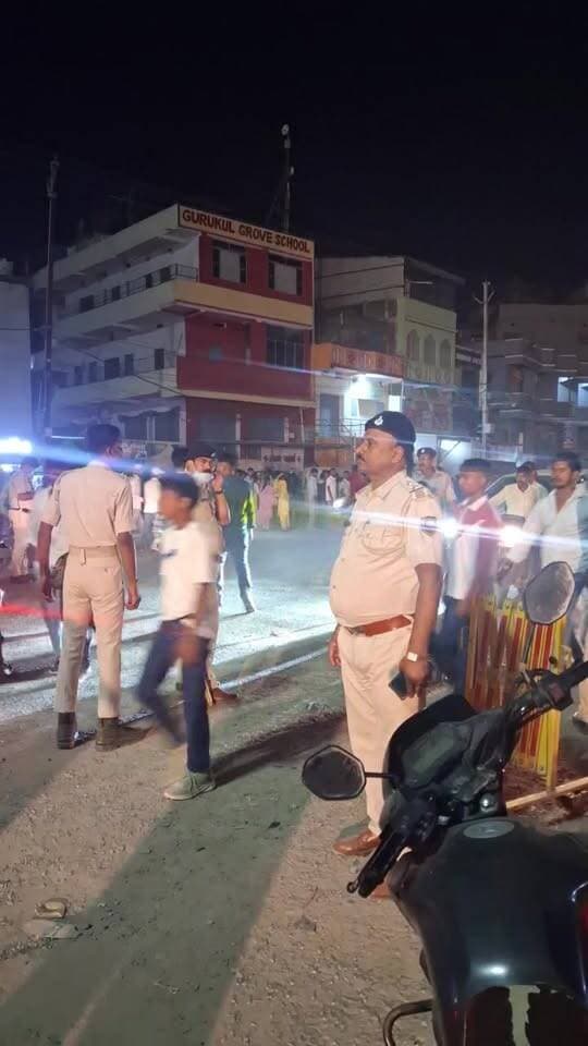 आरा में नवमी के दिन पुलिस व्यवस्था चुस्त दुरुस्त जबरदस्त देखिए LIVE....