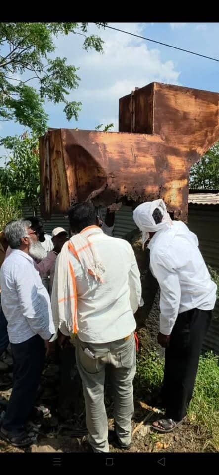 📍मांजरा धरणातून लातूर शहराला पाणी पुरवठा करणाऱ्या मुख्य जलवाहिनी वरील अवैध पाणी उपस्या वर लातूर मनपाची कार्यवाही