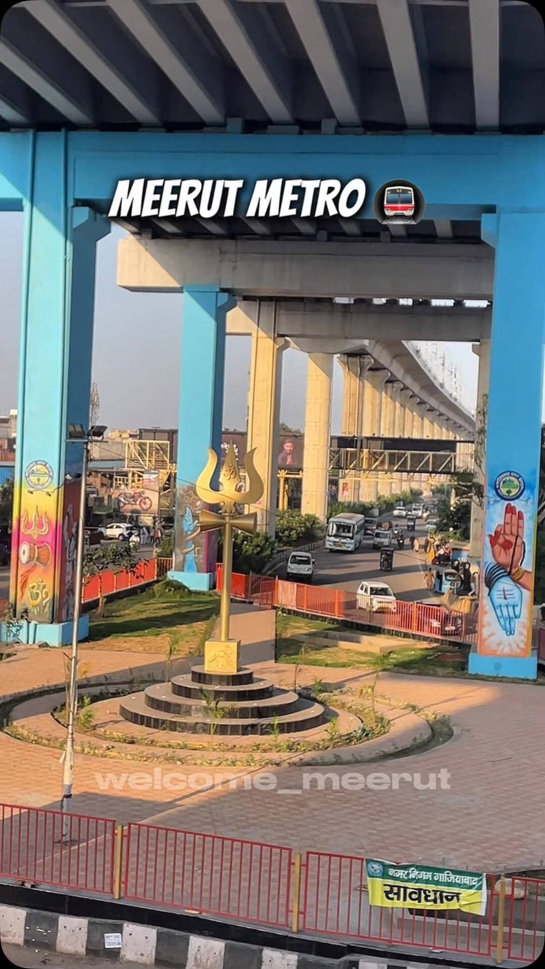 Sahi rahega na ??
#meerutcity #rrts #métro