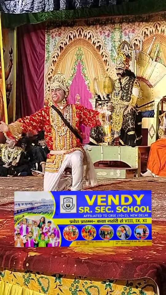 अंगद पहुंचा रावण के दरबार।खूब लिया समझाने का प्रयास,लेकिन नहीं समझा रावण,तो युद्ध का किया ऐलान।