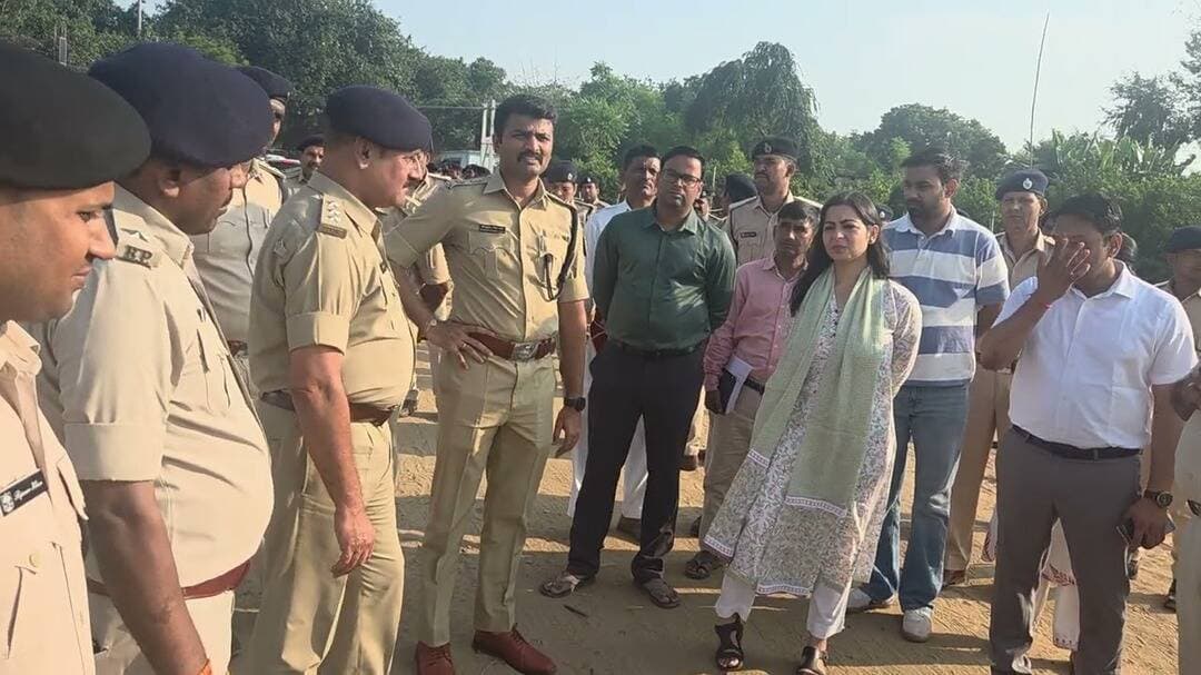 मूर्ति विसर्जन को लेकर सोन नदी का निरीक्षण करने पहुंचे अरवल DM, SP #Arwalnews #Durgapuja