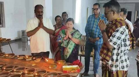 ଗୁଣୁପୁର: ଗୁଣୁପୁର ମୂତ୍ୟାଲ ମା'ଙ୍କ ମନ୍ଦିରରେ ଦଶହରା ପାଳିତ: ପୌର ଅଧ୍ୟକ୍ଷାଙ୍କ ସହ ନେତୃବୃନ୍ଦଙ୍କ ଦର୍ଶନ