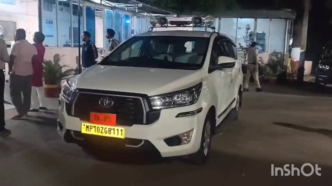 धार: धार में आरक्षक पर फायरिंग, SIT ने मामले की जांच शुरू की