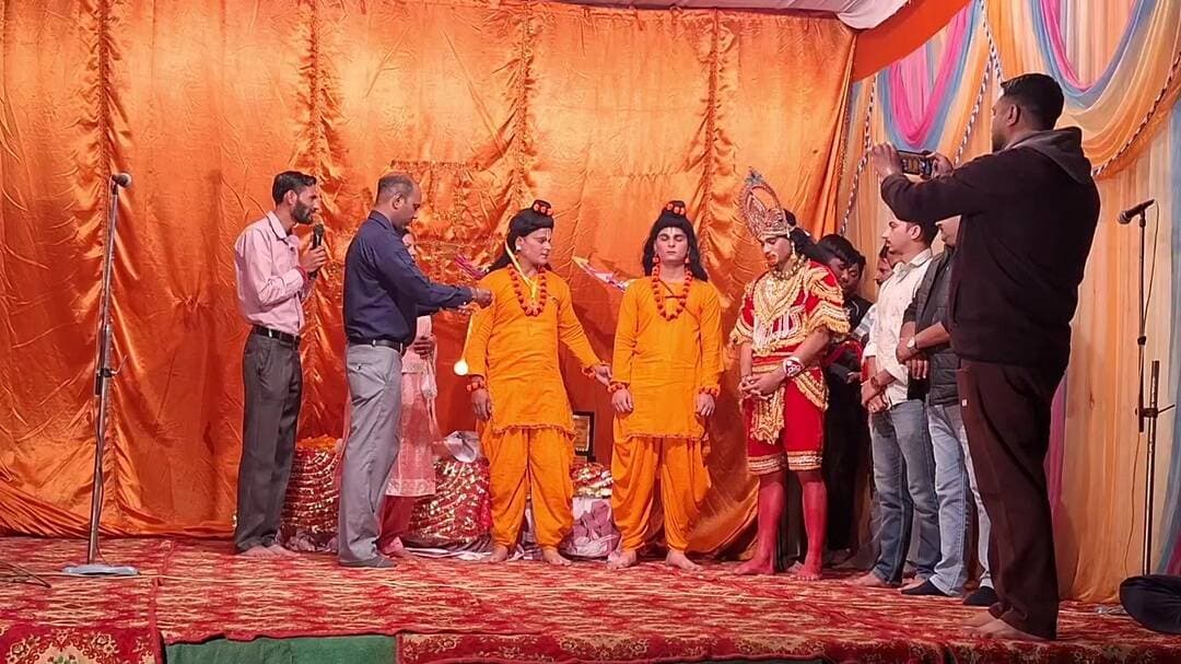 ਪਠਾਨਕੋਟ: ਪਿੰਡ ਛੋਟੇਪੁਰ ਵਿੱਚ ਰਾਮਲੀਲਾ ਦਾ ਮੰਚਨ, ਪਿੰਡ ਵਾਸੀਆਂ ਵਿੱਚ ਭਾਰੀ ਉਤਸ਼ਾਹ