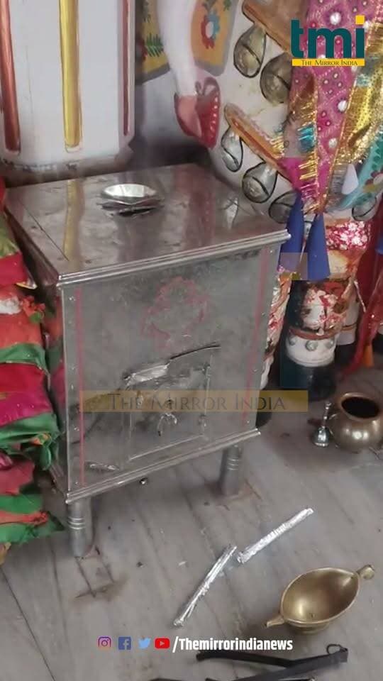 मंदिर भी नहीं रहे सुरक्षित! रोडला के मामोजी धाम में चोरी, दानपात्र तोड़ते 2 चोर CCTV में कैद
#jalore #marudharaaina #TMInews #bigbreaking #jalorenews