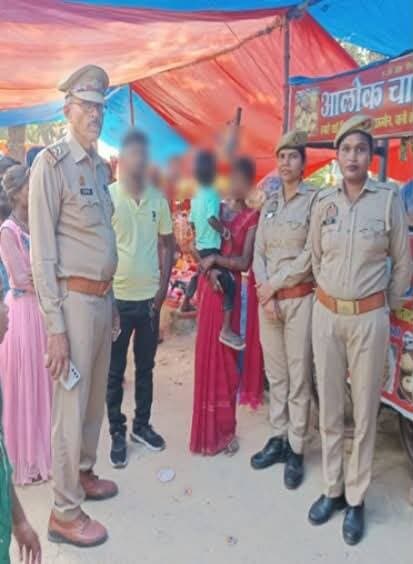 बाराबंकी में मिशन शक्ति का कमाल, SP रवीना त्यागी के नेतृत्व में 4 बिछड़े बच्चों को परिजनों से मिलाया!
बाराबंकी में मिशन शक्ति फेज-6.0 के तहत पुलिस ने सराहनीय कार्य किया। SP रवीना त्यागी के निर्देशन में 4 बिछड़े बच्चों को परिजनों से मिलाया और जहांगीराबाद में पति-पत्नी के विवाद का निस्तारण कराया।
#BarabankiPolice #MissionShakti
