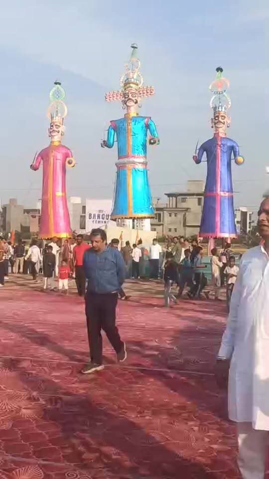 श्री कृष्णा क्लब दशहरा कमेटी
शिक्षा मंत्री महिपाल ढांडा