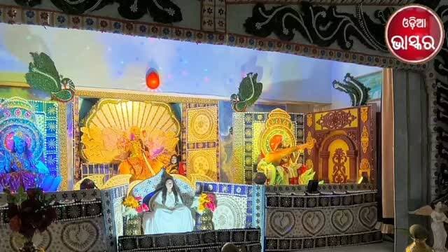 ଝାରସୁଗୁଡ଼ାରେ ବ୍ରହ୍ମାକୁମାରୀ ଆଶ୍ରମ ପକ୍ଷରୁ ଚୈତନ୍ୟ ଦେବୀଙ୍କ ଜୀବନ୍ତ ଝାଙ୍କି ପ୍ରଦର୍ଶନ