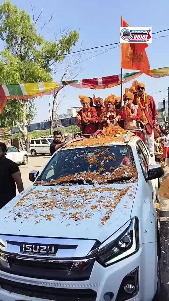 सनातन दशहरा कमेटी ने पूर्व मंत्री सुभाष सुधा की अगुवाई में निकली भव्य शोभायात्रा, राम मंदिर बना आकर्षण का केंद्र
#kurukshetravoice