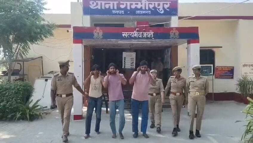 लड़कियों और महिलाओं पर अभद्र टिप्पणी और सीटीबाजी करने के आरोप में तीन गिरफ्तार
*आजमगढ़
https://abckhabar.in/?p=9074
