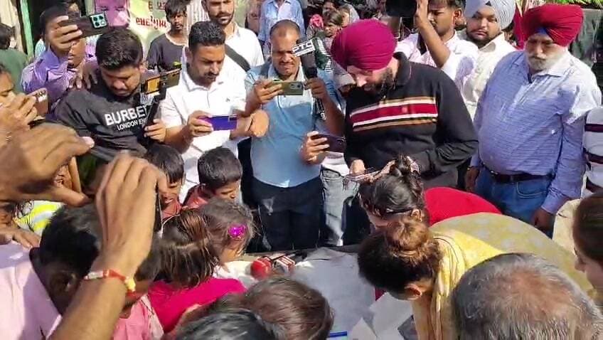 ਅੰਮ੍ਰਿਤਸਰ 2: ਨਵਜੋਤ ਕੌਰ ਸਿੱਧੂ ਮੁੜ ਸਰਗਰਮ, ਨਸ਼ਿਆਂ ਖਿਲਾਫ ਛੇੜੀ ਜੰਗ